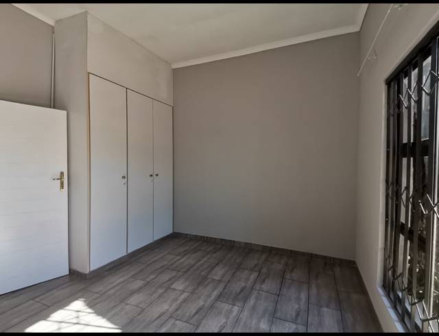 4 BEDROOM HOUSE FOR SALE IN BASSONIA
